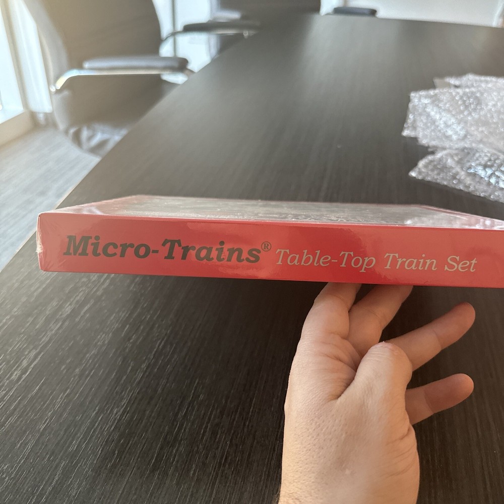 N Micro-trains Special Edition US Navy Train Set 2 New Sealed