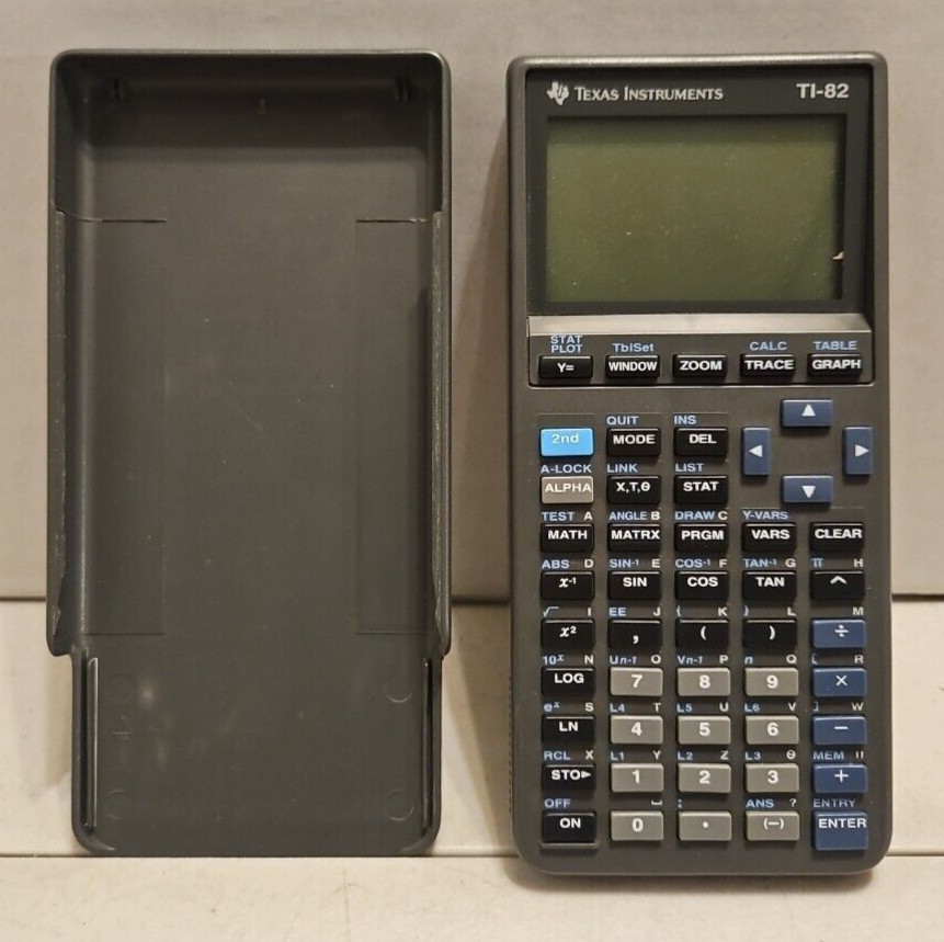 Texas Instruments TI82 Graphing Calculator With Case - Tested & Works C2