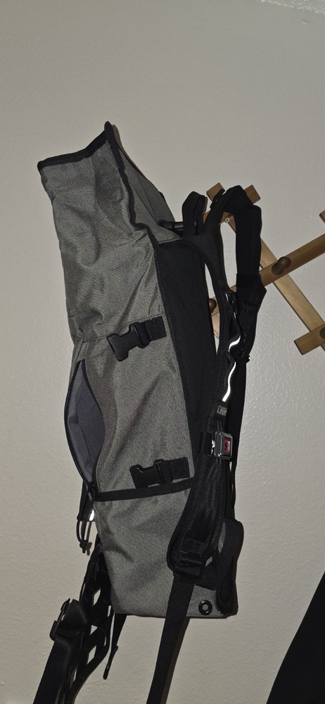 Chrome Cycling Backpack Gray Black Reflective Accents Adjustable Straps