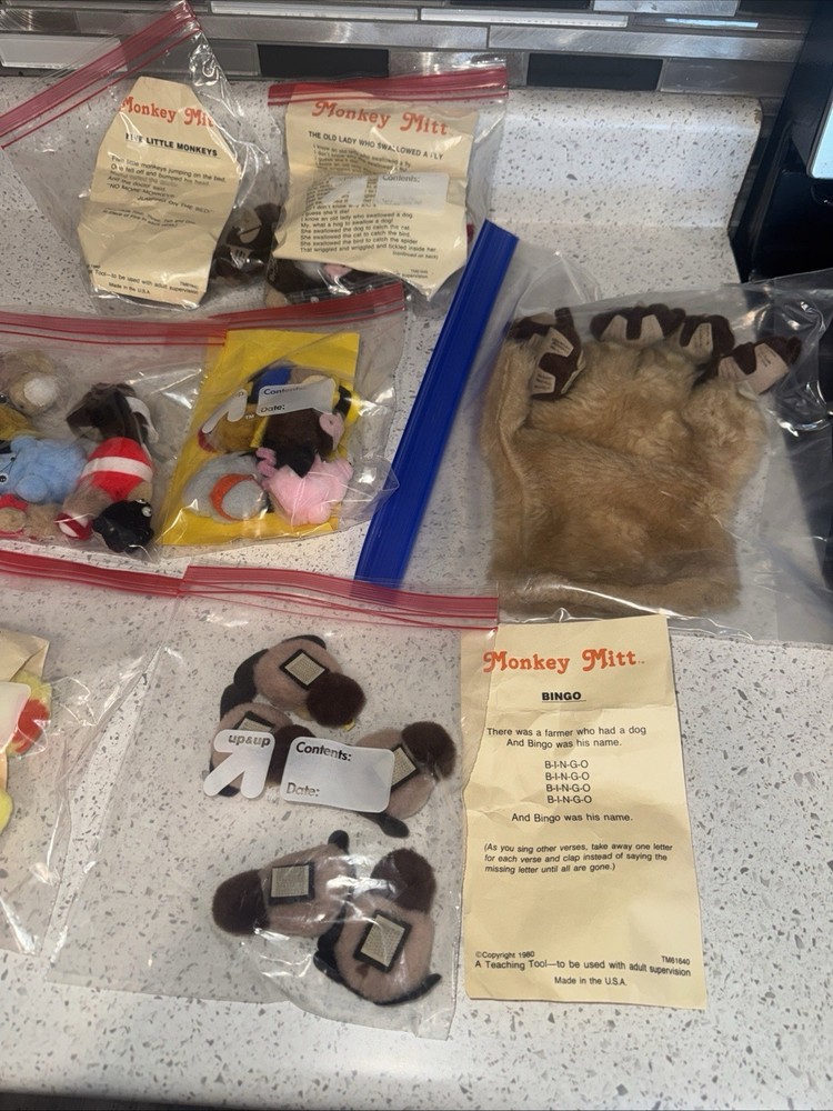 Vintage Monkey Mitt Finger Puppet Bundle (6) Sets 1980
