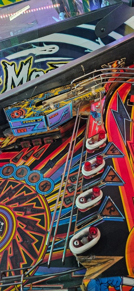 Black Knight 2000 Pinball by Williams - 2073
