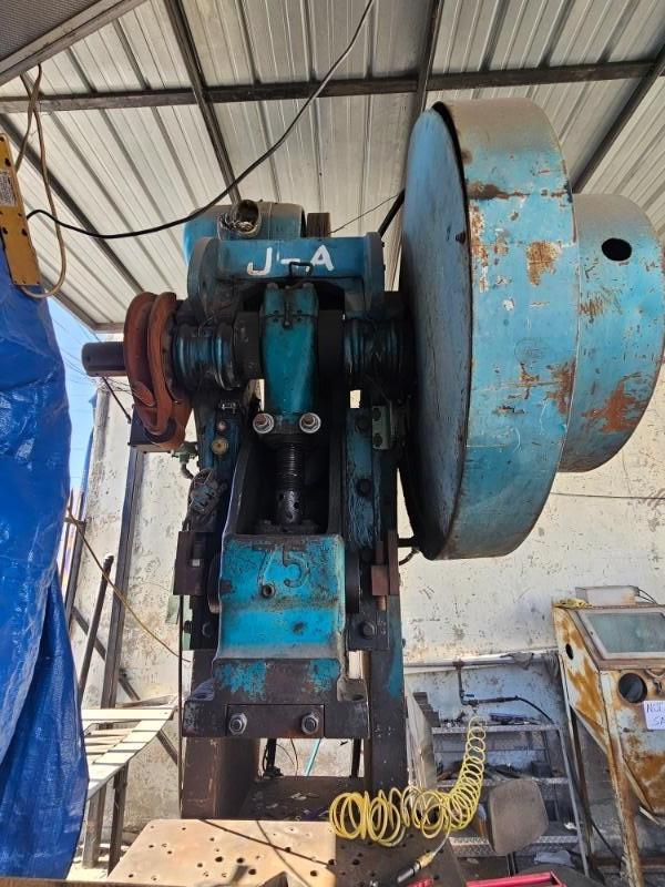 75 Ton Punch Press