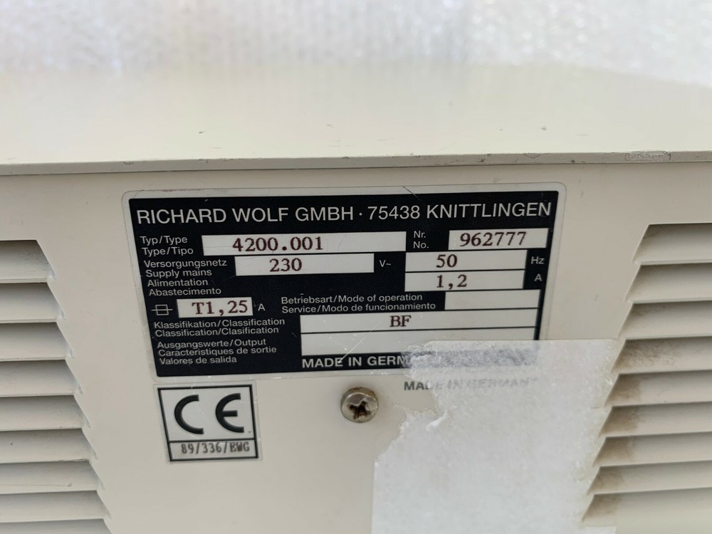 Richard Wolf 4200 LP Light Source For Endoscope Used 4200.001