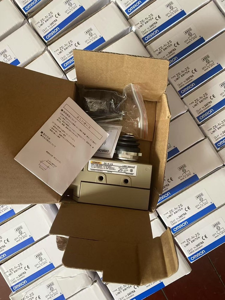 1 pc Limit Switch Replacement for Omron ZE-N-2S ZEN2S