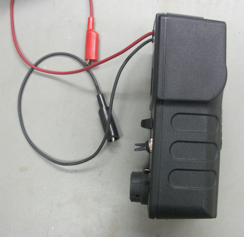 Altek Model 941 Frequency Calibrator with soft case - Works!