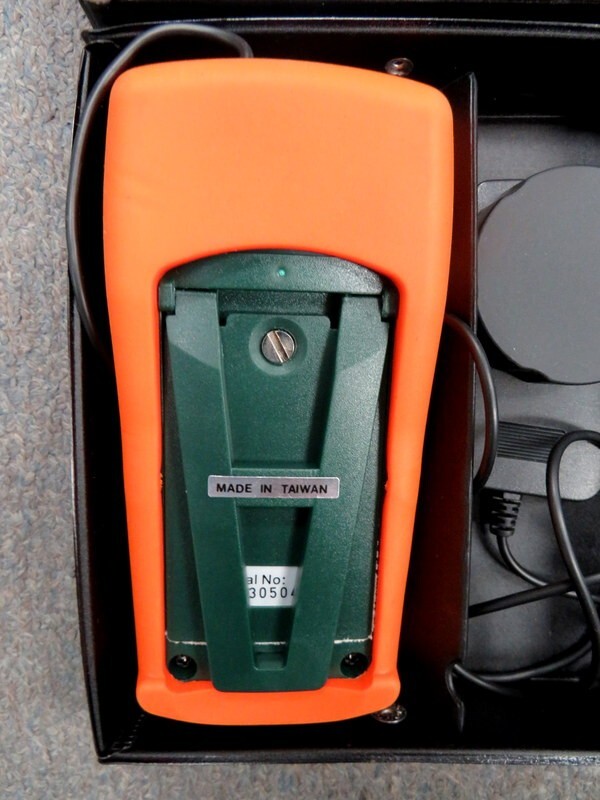 Extech EA33 Easy View 33 Light Meter, New- Open Box