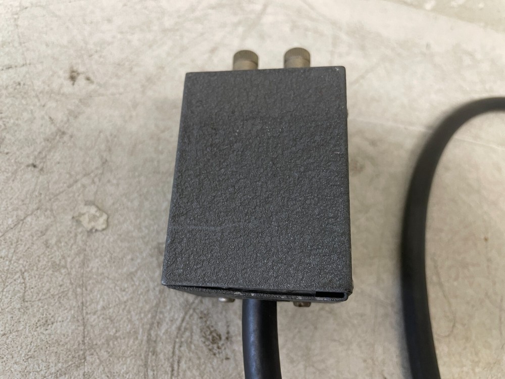 Precision Apparatus E-300 High Frequency Square Wave Attenuator – GND/High Input