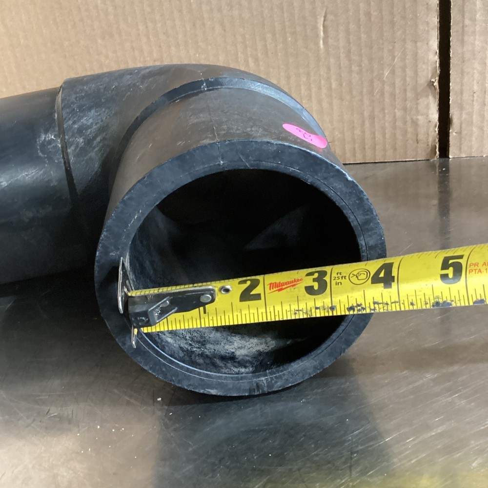 90 Degree Elbow Black 4 IPS, 3.5” Inner 4.5” Outer