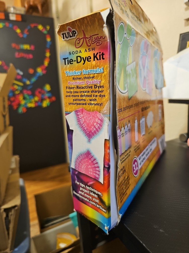 tie dye kit open box