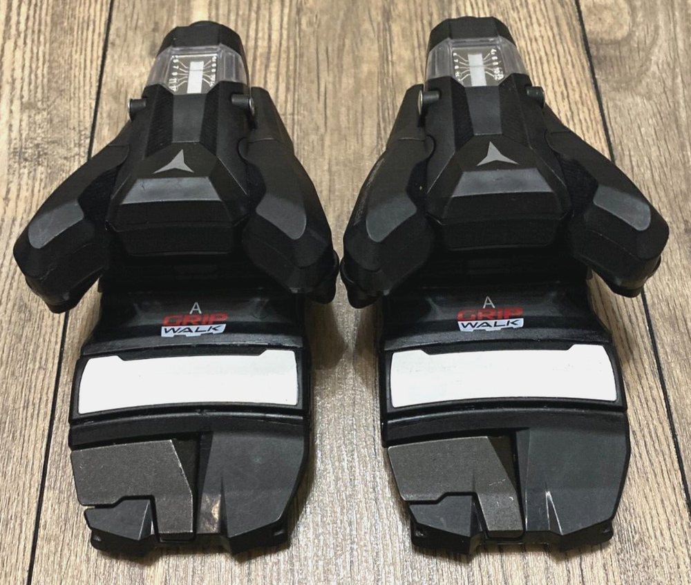 Atomic Strive 13 Demo Grip Walk Ski Bindings Black/Smoke 90mm
