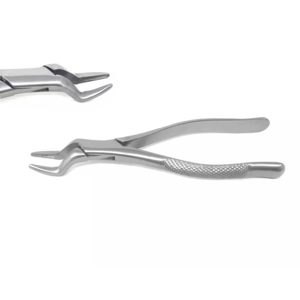 Extracting Forceps # 32 Dental Surgical Instruments Extraction Forceps