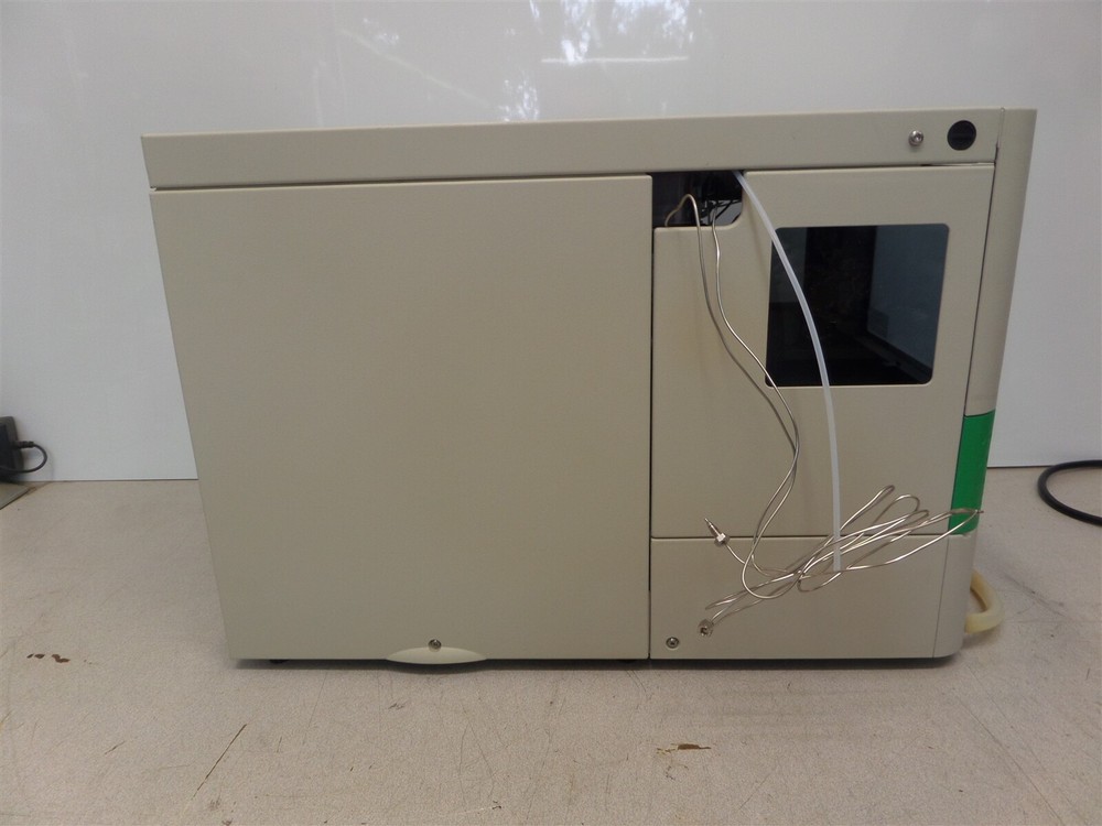 Thar Technologies Waters 840 Supercritical Fluid Chromatograph