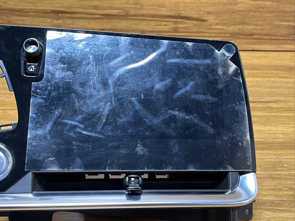 2020-2024 Chevrolet Corvette C8 Info Nav Display Screen Vent Assembly OEM *NOTE*