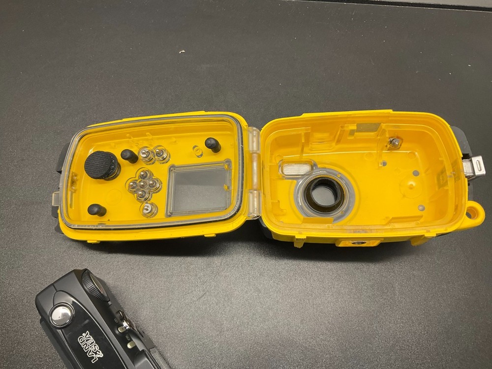 LAND & SEA CAMERA by SeaLife ReefMaster