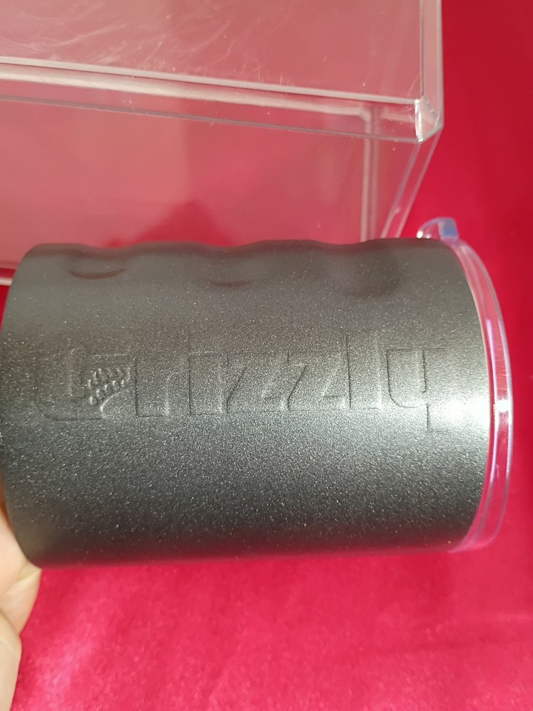 GRIZZLY GRIP ROCKS