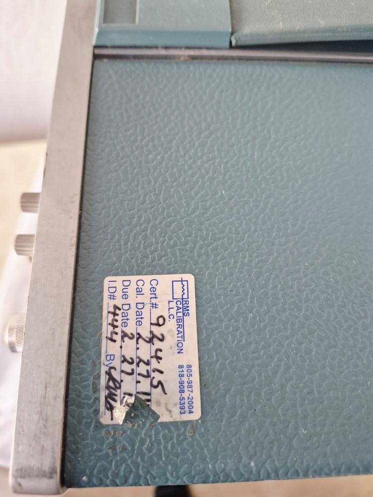 Tektronix Type 576 Curve Tracer High Power Measurement System Powers On