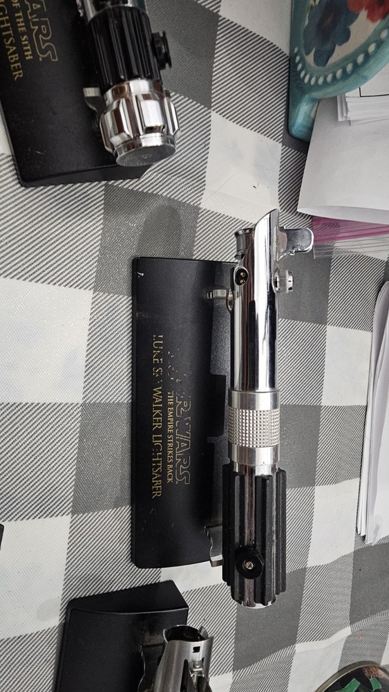 2005 star wars lightsaber master replicas .45 Scale