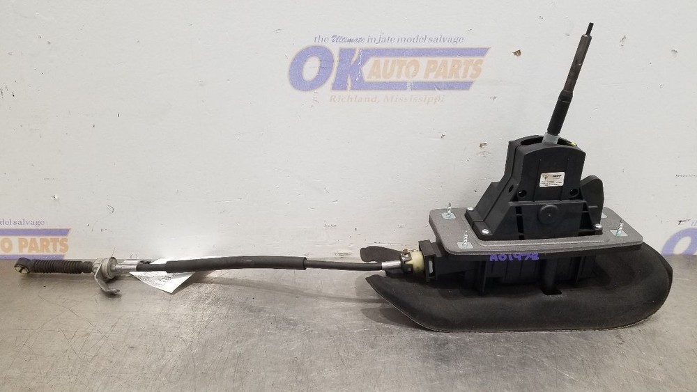 17 PORSCHE MACAN GTS 95B AUTOMATIC TRANSMISSION SHIFTER