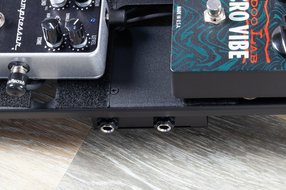 Voodoo Lab DINGUS Dual 1/4" Feed-Thru Module for Dingbat Pedalboards