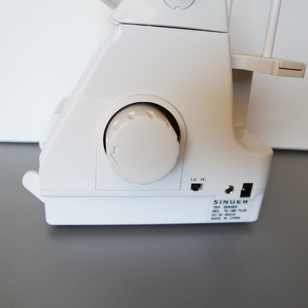 Singer Tiny Serger TS380A Untested, No Pedal Or Power Cord READ