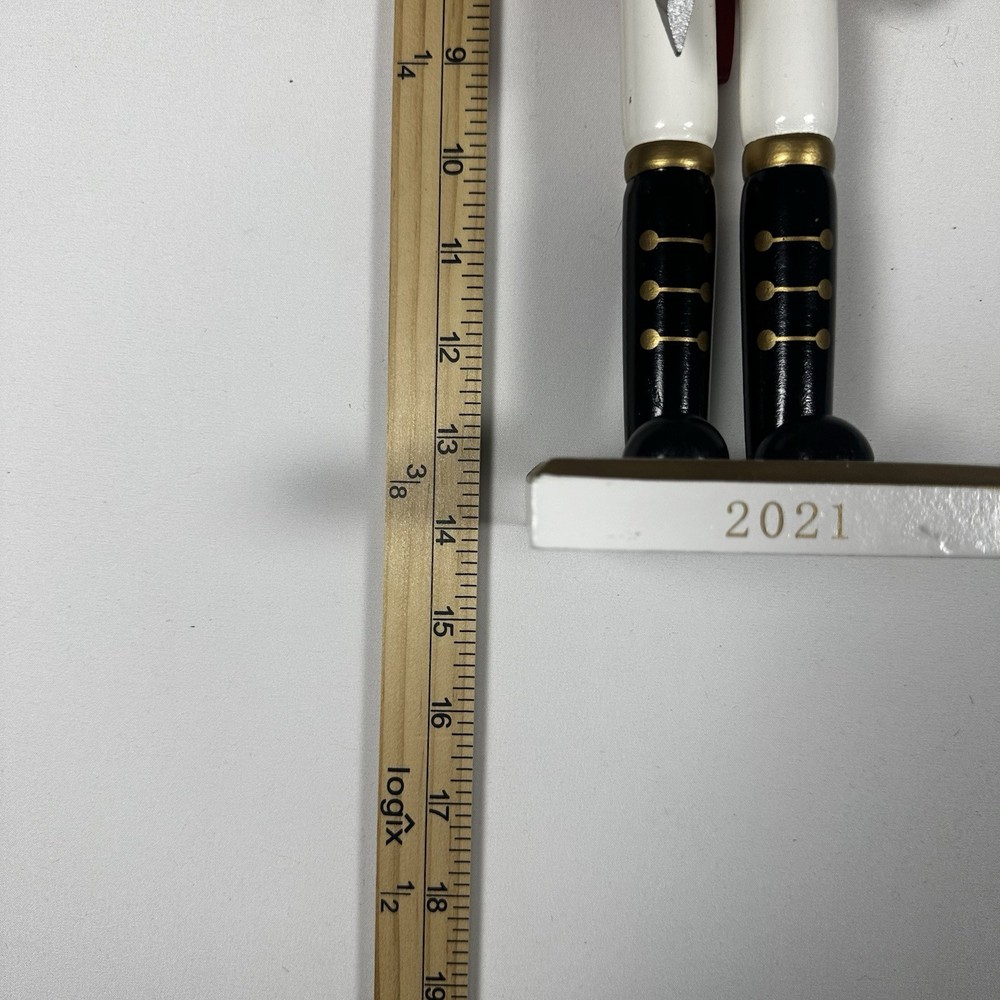 2021 Royal Guard Sword 14” Nutcracker