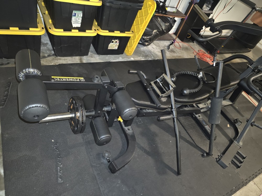 POWERTEC WEIGHT WORK BENCH WITH 3 MAJOR ATTACHMENT