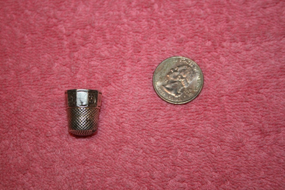 Ornate Vintage Marked Sterling Thimble
