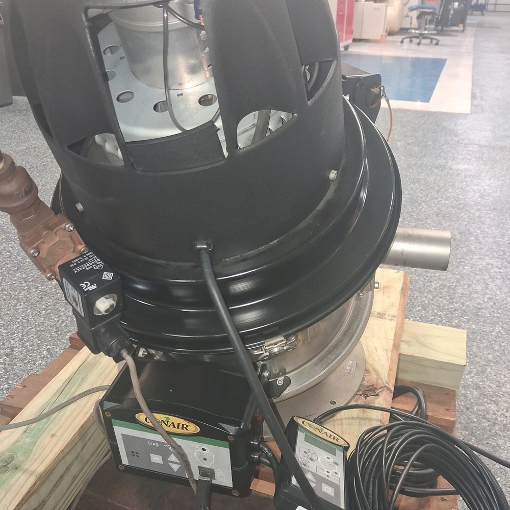 Conair Material Hopper With Vaccum Motor. Model AL 5 With Loader Control