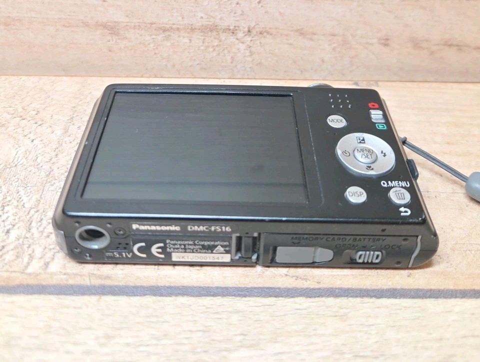 Panasonic Lumix DMC-FS16 14.1MP Digital Camera | Tested & Working