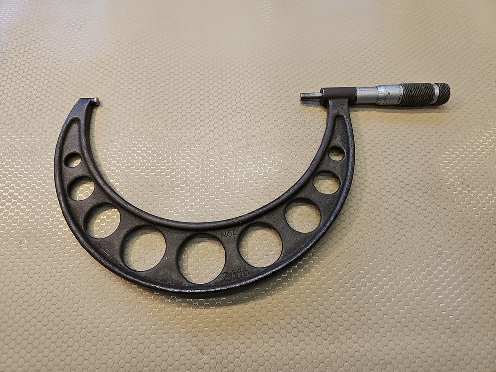 Brown & Sharpe Outside Micrometer – 6-7”