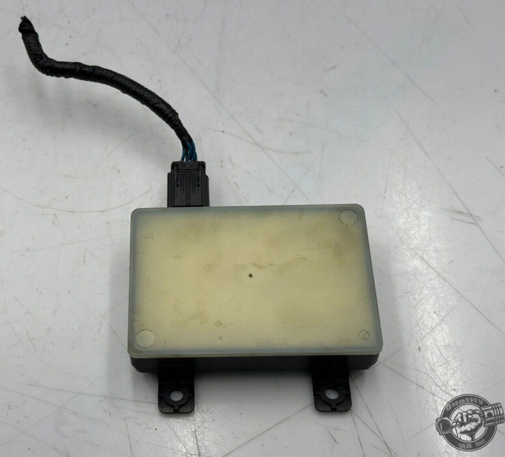 2017-2020 JAGUAR F-PACE REAR LEFT / RIGHT BLIND SPOT SENSOR CONTROL MODULE OEM