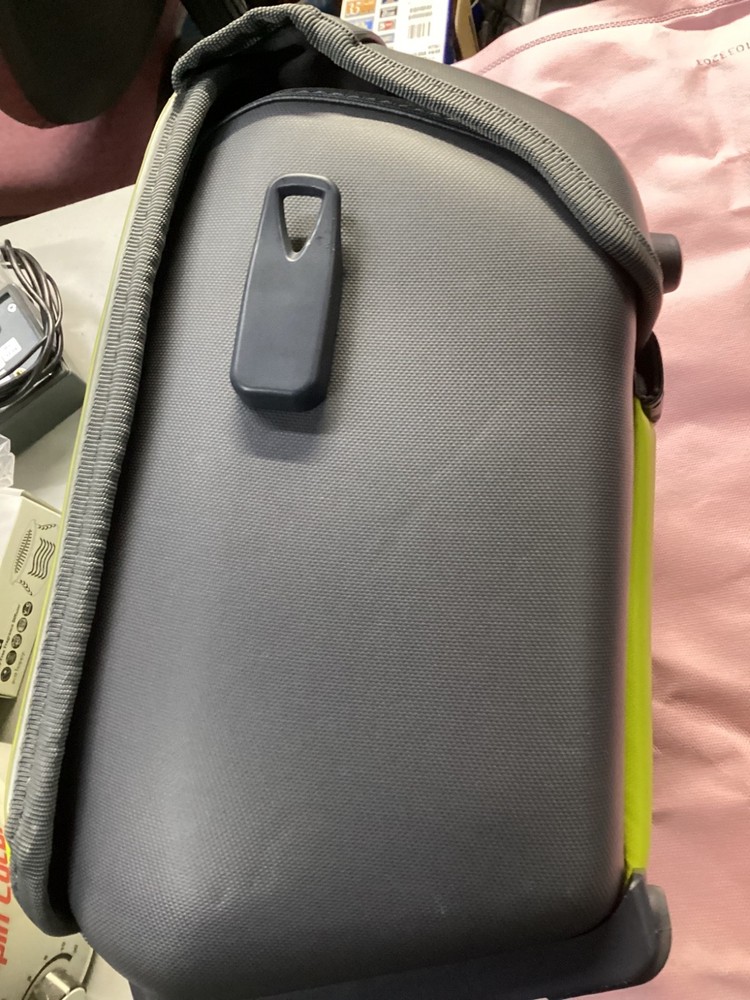 Zoll AED 3 Defibrillator Automatic