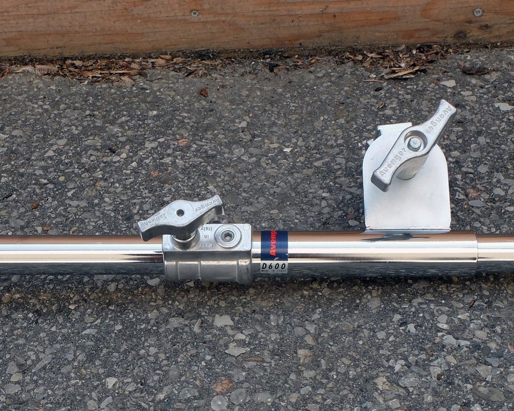 Avenger D600 Chrome Short Boom Arm Mini Chrome