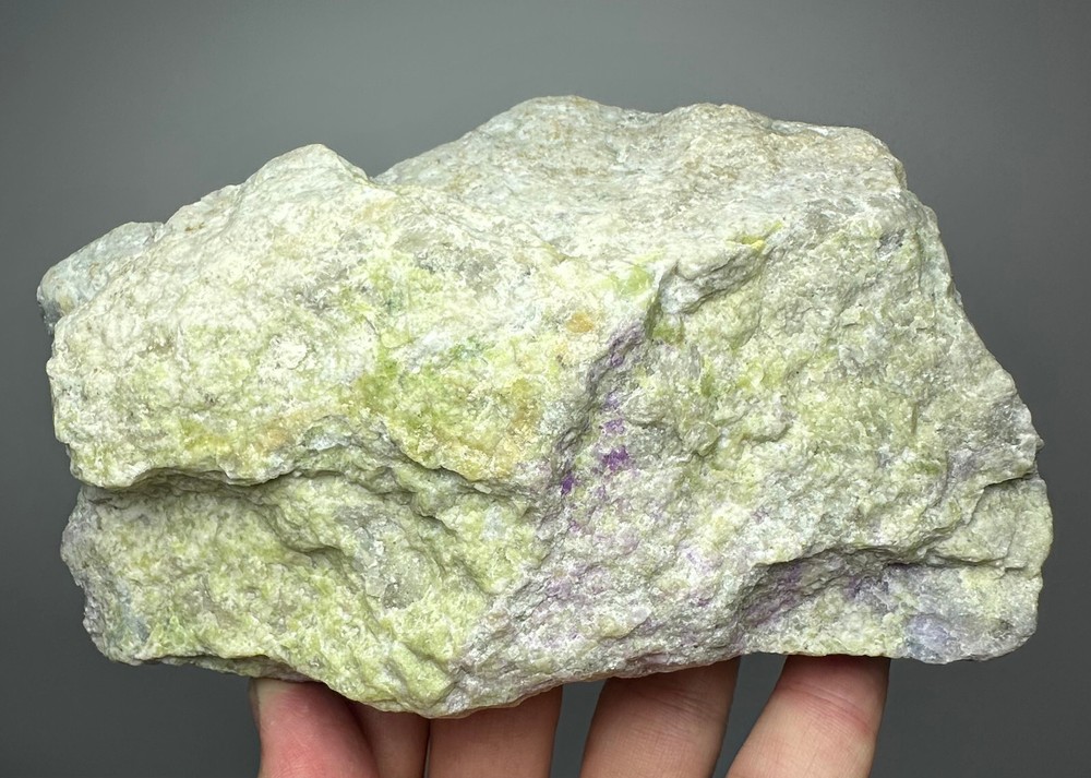 942 Gr. Fluorescent Phosphorescent Tenebrescent Hackmanite, Unknown On Matrix