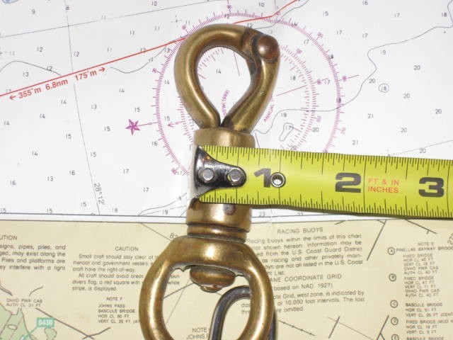 VINTAGE BRASS SNAP SHACKLES