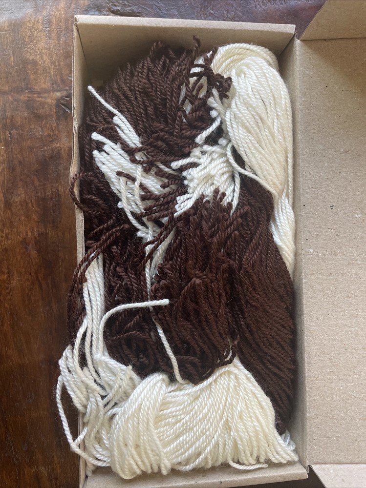 Needlepoint Pattern "VERSAILLES” Brvsk V-112 - pattern & yarn ONLY NO FABRIC