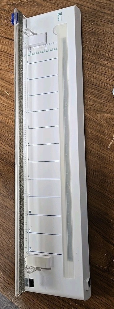 Deckle Kraft PAPER CUTTER