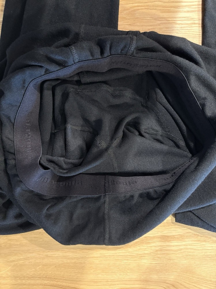 Patagonia Men Black Medium Performance Base Layer Capilene Polyester Underwear