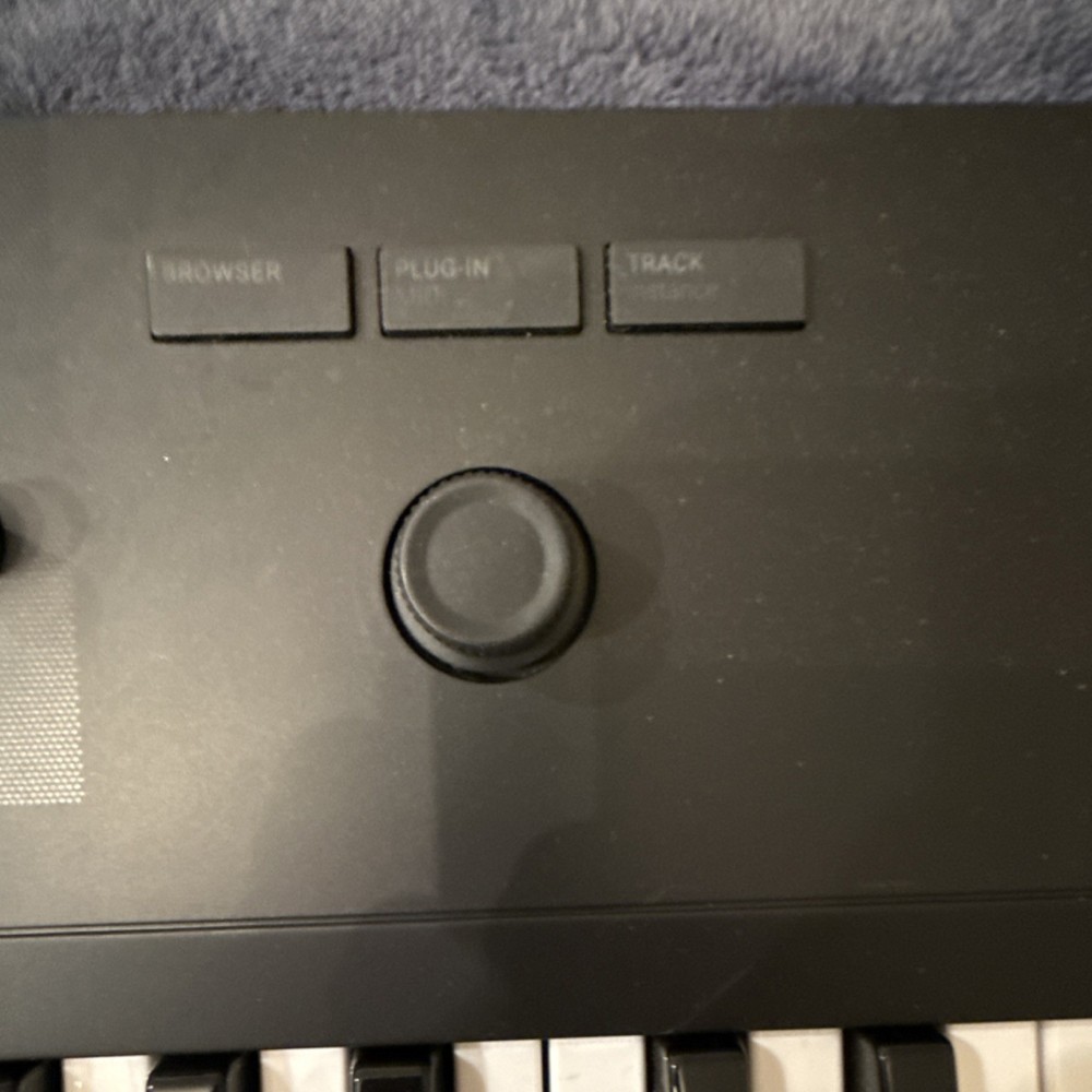 Native Instruments Komplete Kontrol A49 49-Key MIDI Keyboard Controller
