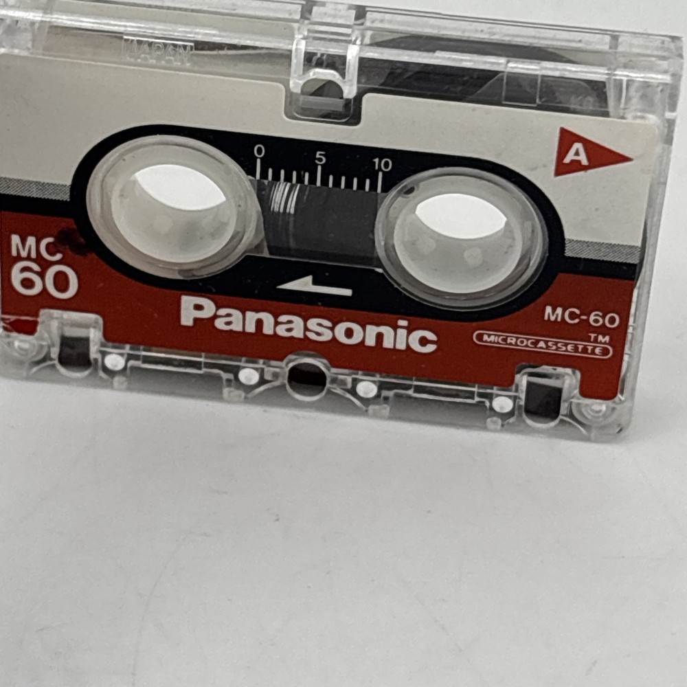 Panasonic RN-402 Micro Cassette Voice Recorder Tested,WORKING SOUND IS DISTORTED