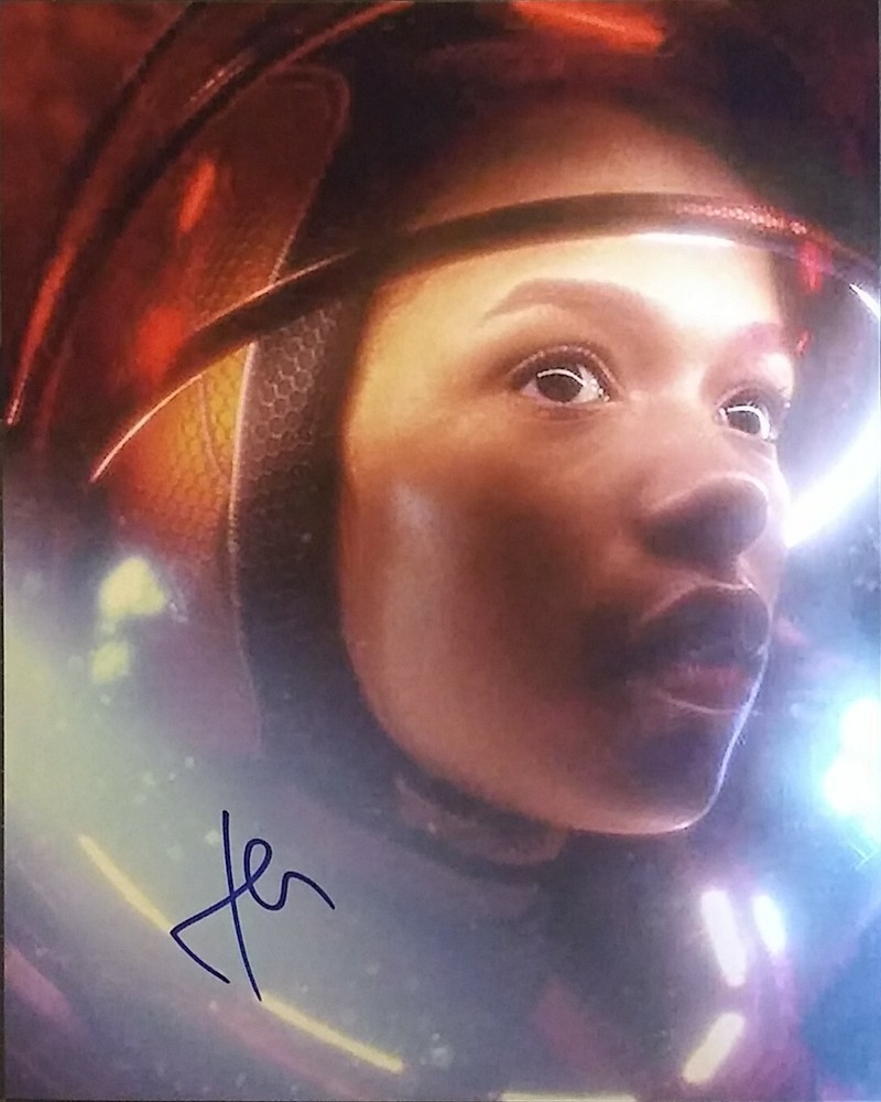 Taylor Russell - Lost In Space - Signed 8x10