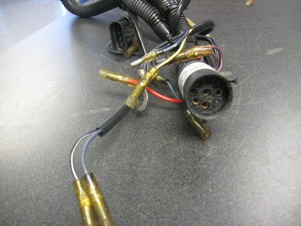 MERCURY OUTBOARD 200HP ENGINE HARNESS ASSY 857166T 1 WS37A