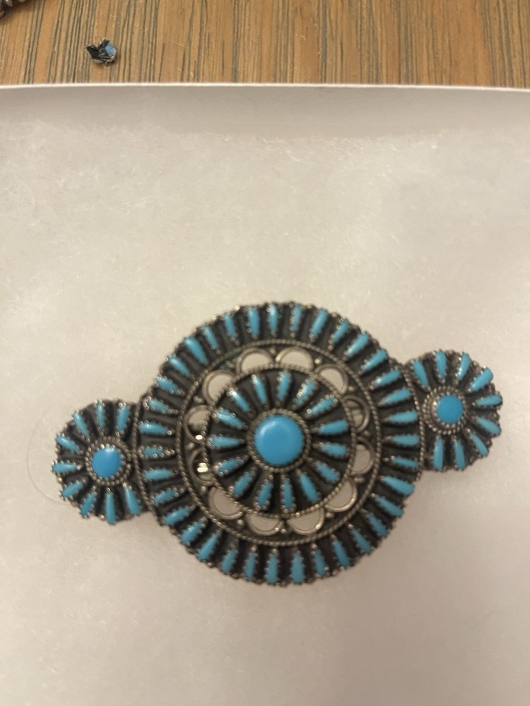 Exceptional Native American Turquoise Needlepoint barette, Zuni craftsmanship
