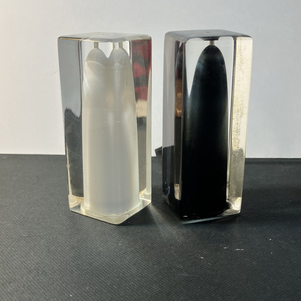 Clear Plastic Salt & Pepper Shakers Set Black & White Modern Design
