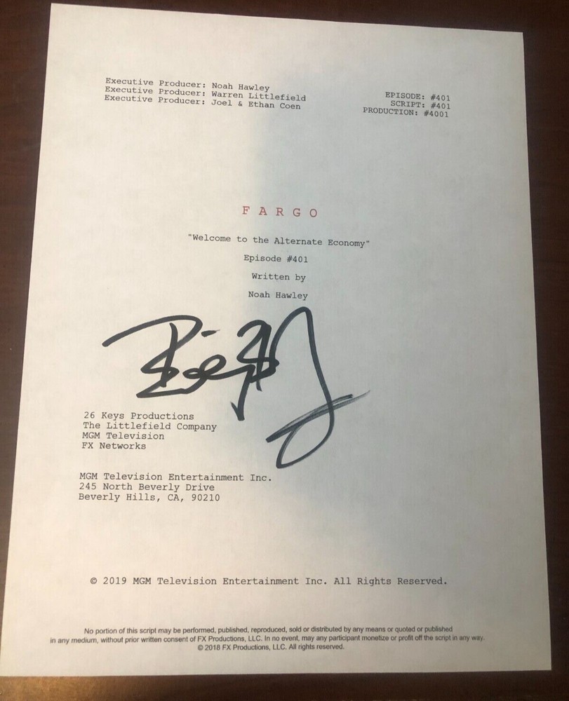 BILLY BOB THORNTON SIGNED FARGO TV SERIES SCRIPT COVER