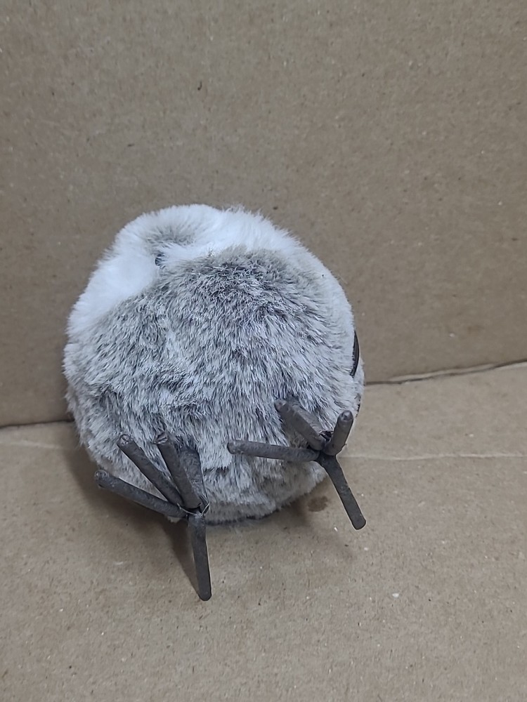 Target Spirit Bird ..small Round Light Grey