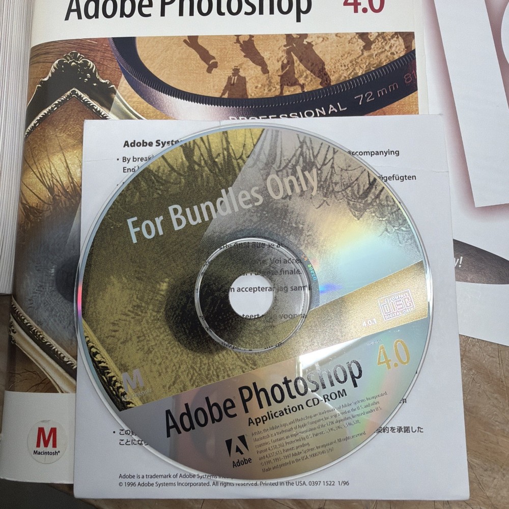Adobe Photoshop 4.0 for Macintosh Application And Tutorial CDs Vintage 1996