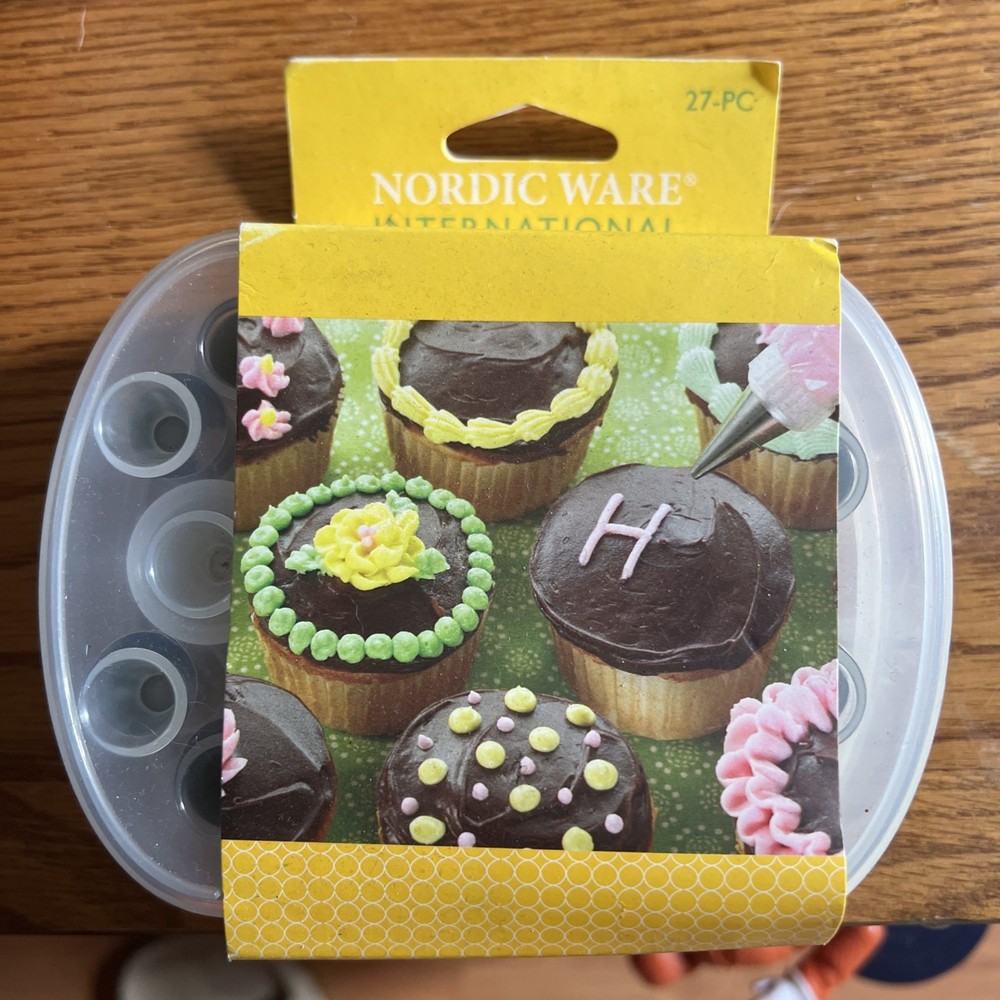 Nordic Ware International Decorating Tip Set