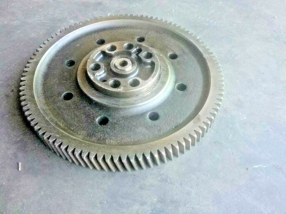 VOLVO IDLER GEAR WITH HUB 8170197