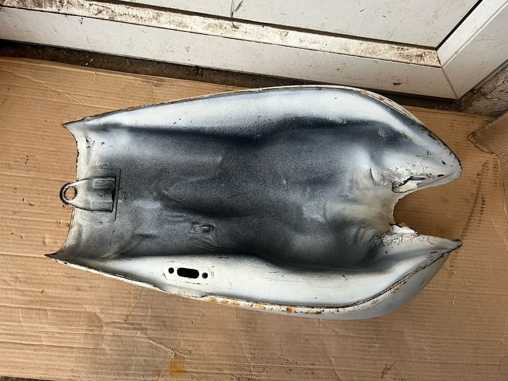 Suzuki Fuel Tank 1977 ?